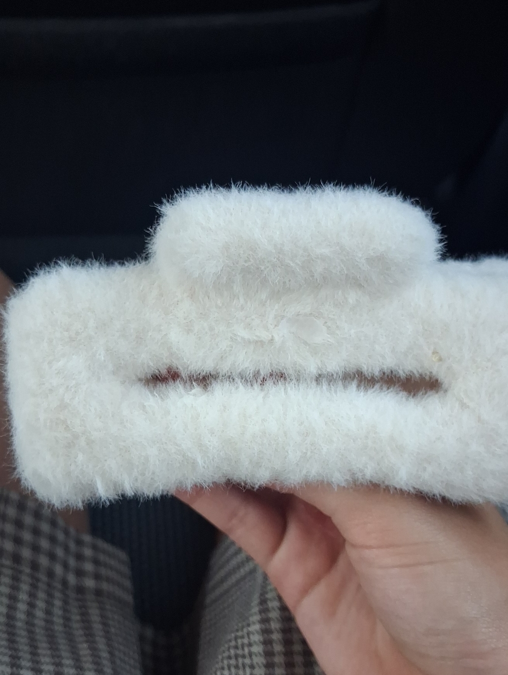 Plush White Fuzzy Hair Claw Clip - Soft Grip